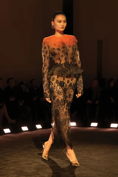 Look 4